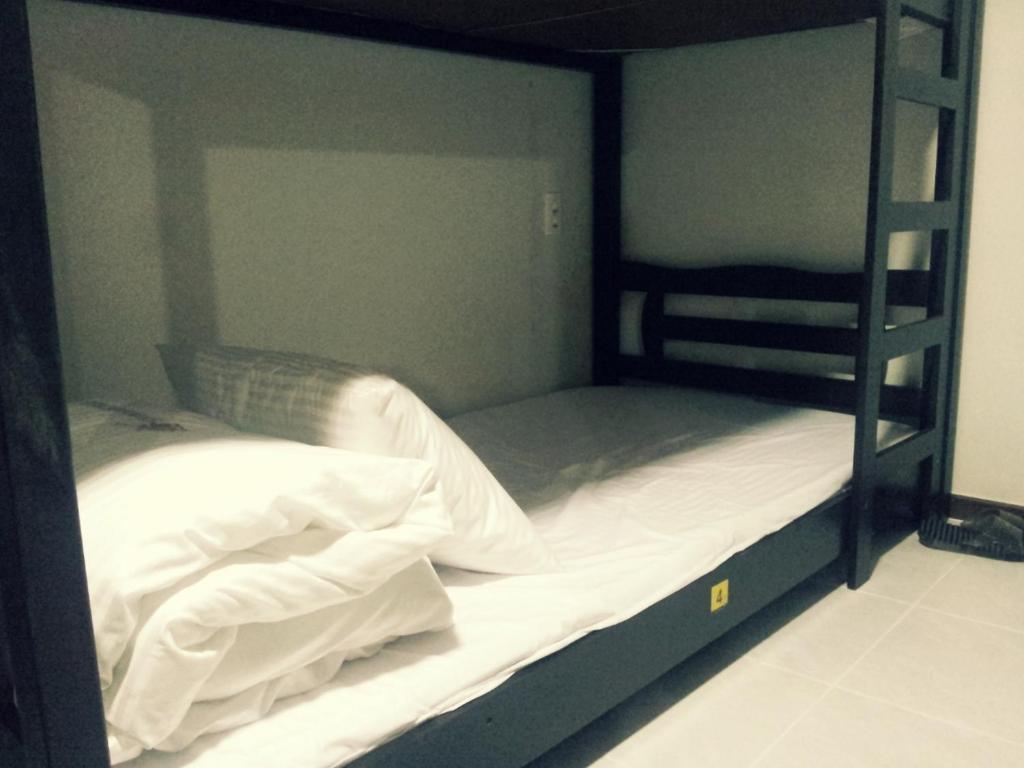 24 Guesthouse Sinchon Hongdae Сеул Экстерьер фото